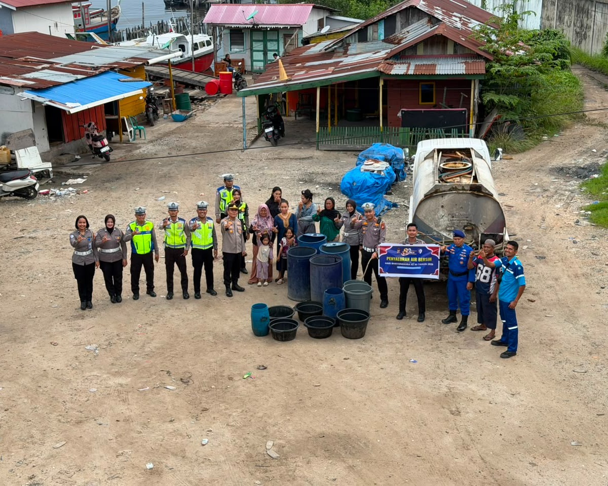 Polda Riau Salurkan 1.198 Paket Bansos Dan Hadirkan Berbagai Program Sosial Untuk Masyarakat