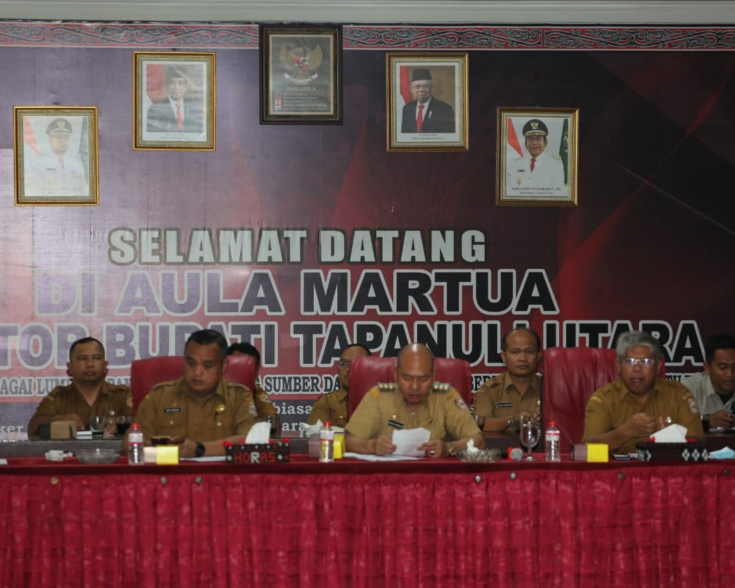 Bupati Resmi Buka Konsultasi Publik II Kajian Lingkungan Hidup Strategis (KLHS) RPJMD Kabupaten Tapanuli Utara Tahun 2025 - 2030