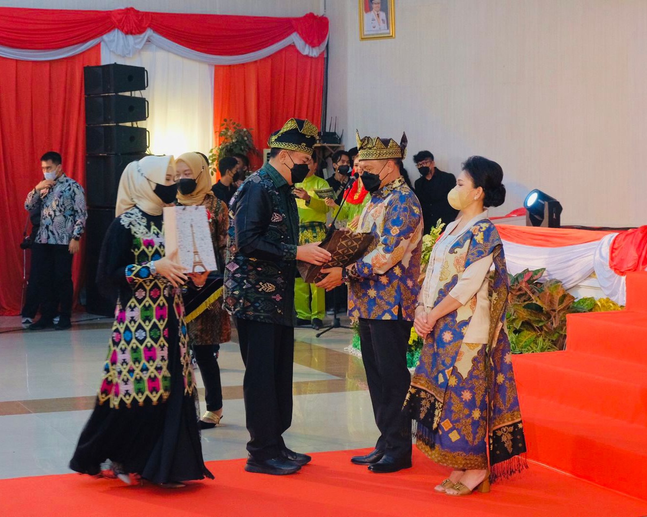 Pisah Sambut Kapolda Riau, Irjen Pol M. Iqbal Berterimakasih Keteladanan dan Cinta Yang Diberikan Irjen Pol Agung Setya Imam Effendi Untuk Masyarakat Provinsi Riau