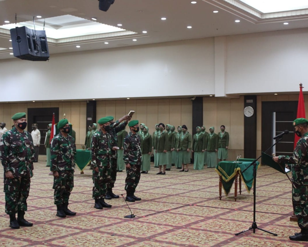 Upacara Sertijab Dandim 0301/PBR Dipimpin Danrem 031/WB