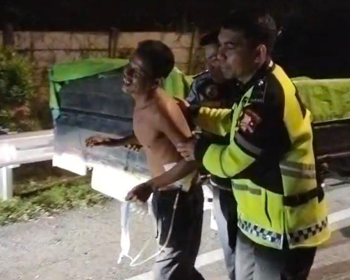 Aksi Humanis Ditlantas Polda Riau Kawal Pengemudi Sakit Menuju Meja Operasi di Tengah Malam