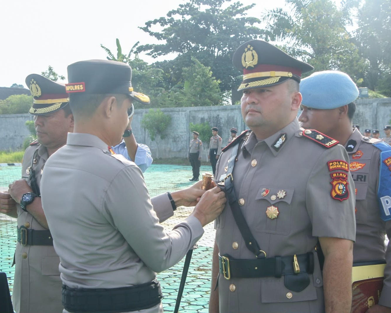Kapolres Rokan Hulu Pimpin Pisah Sambut Sejumlah Pejabat Utama dan Kapolsek Jajaran, Tekankan Semangat Pengabdian dan Kebersamaan