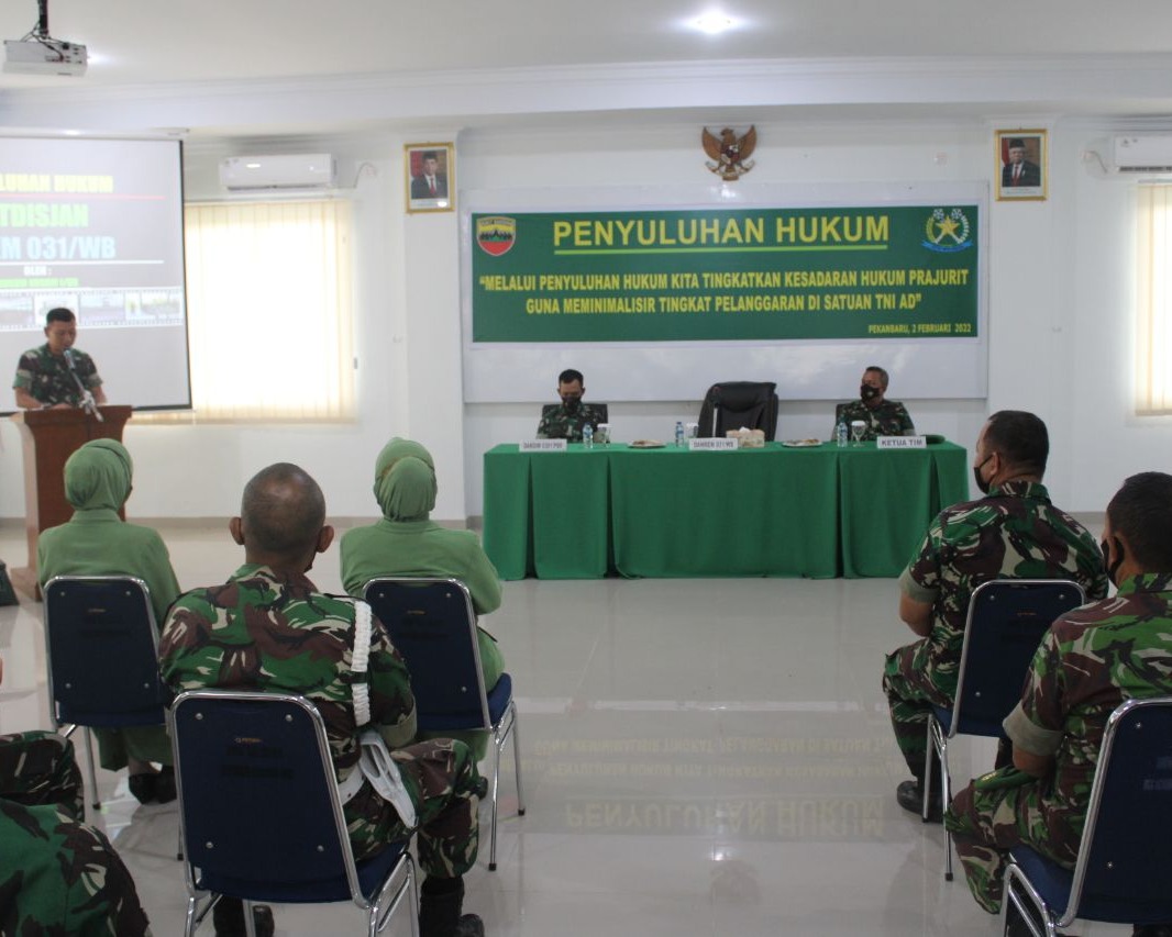 Kodim 0301/Pekanbaru Terima Penyuluhan Hukum Dari Kumdam 1/BB