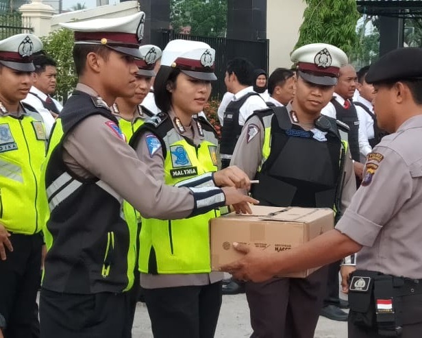 Personel Polresta Palangka Raya Galang Dana Bantu Korban Gempa di Pulau Ambon