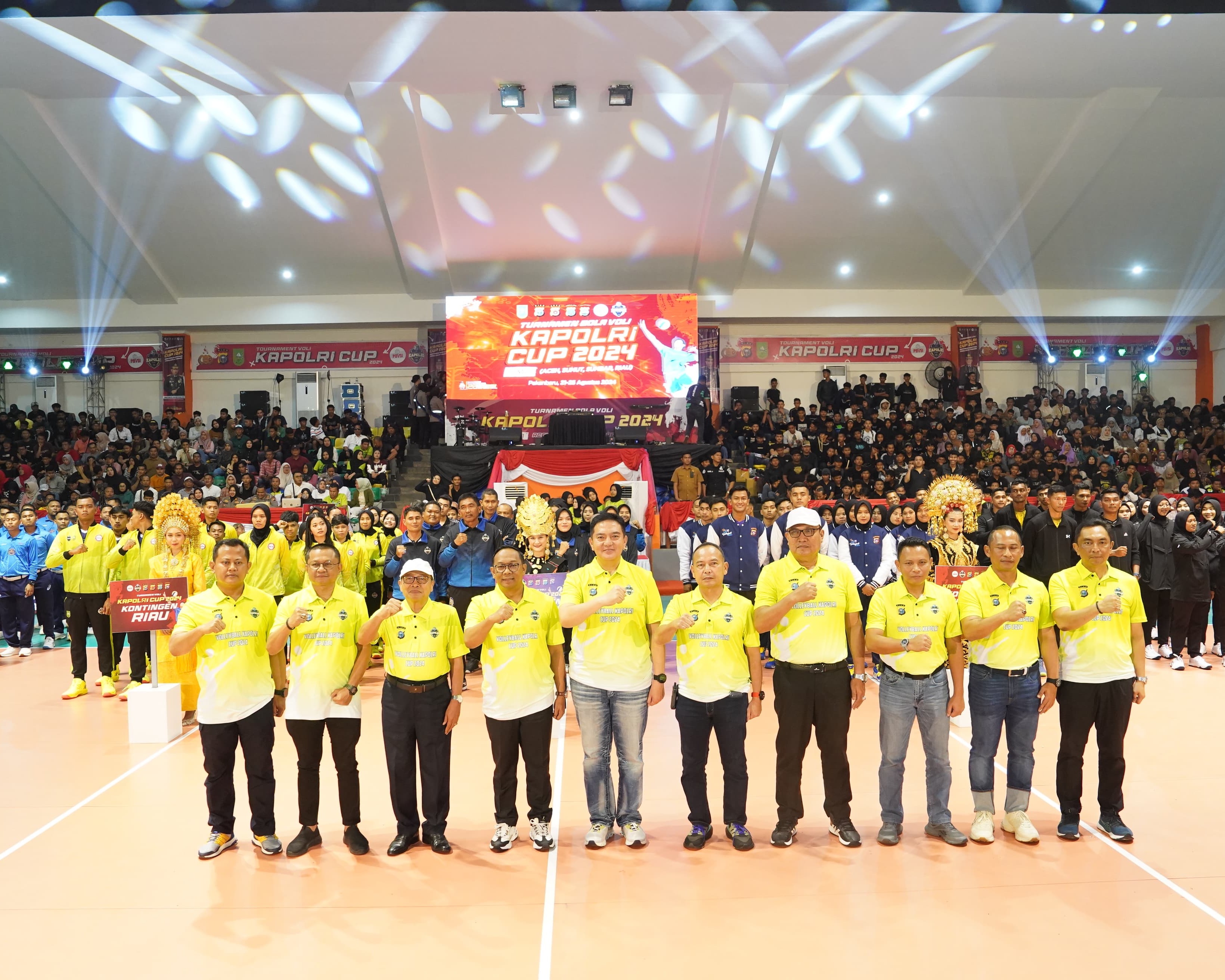 Diikuti 4 Polda, Kapolda Riau Buka Turnamen Bola Voli Kapolri Cup 2024 Zona 1