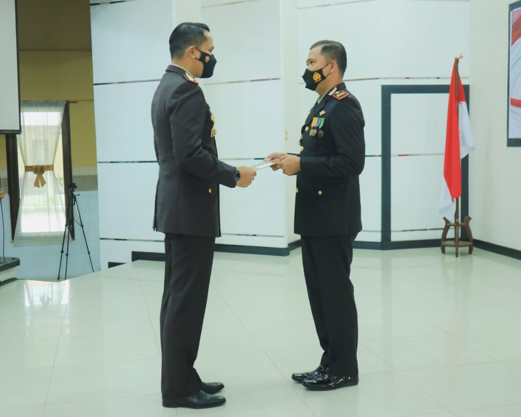 Peringati Hari Bhayangkara Ke-75, Polsek Dumai Kota Meraih Terbaik Pertama Dalam Perlombaan Posko PPKM Mikro Yang Ditaja Kapolda Riau