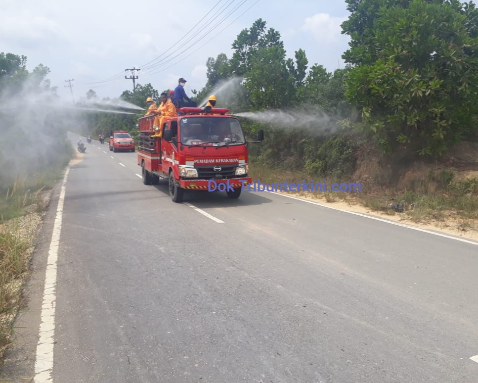 Dalam Pembukaan TMMD Ke 108 Tahun 2020, Walikota Pekanbaru Didampingi Dandim 0301/PBR dan Forkompinda Meninjau Langsung Pekerjaan Di Sasaran 2