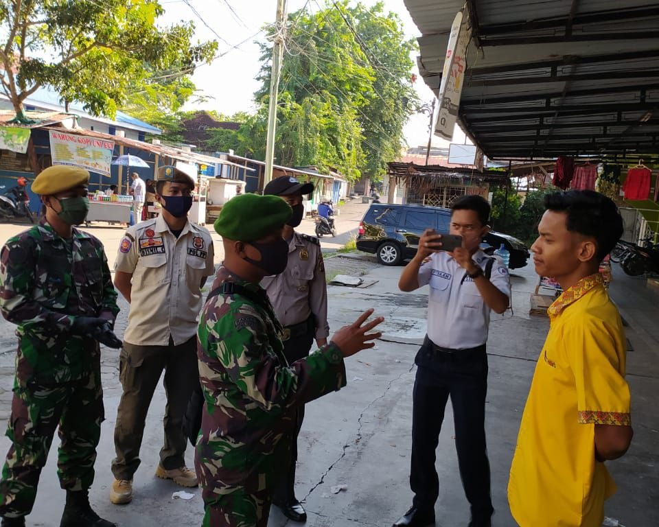 Pasiops Kodim 0301/Pekanbaru Ajak Warga Ikut Gerakan Disiplin Protokol Kesehatan