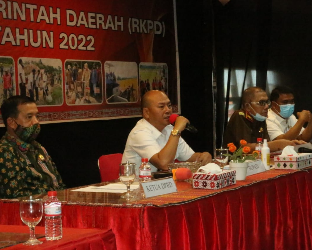Bupati Taput Pimpin Rapat Konsultasi Publik Rancangan Awal Rencana Kerja Pemerintah Daerah (RKPD) Kabupaten Tapanuli Utara Tahun 2022