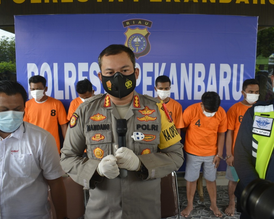 Satres Narkoba Polresta Pekanbaru Amankan 8 Tersangka Sindikat Narkoba Jaringan Malaysia, Barang Bukti 4 Kg Sabu Disita