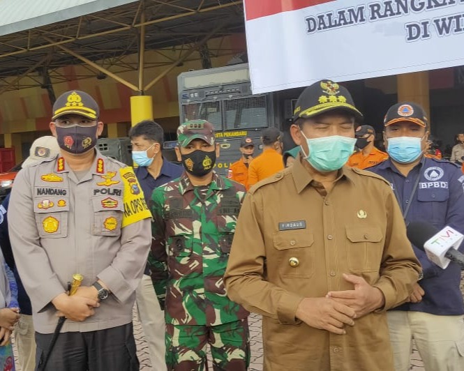 Kapolresta Pekanbaru Hadiri Apel Gelar Pasukan Dalam Rangka Kesiap Siagaan Tanggap Bencana Bersama Forkompinda