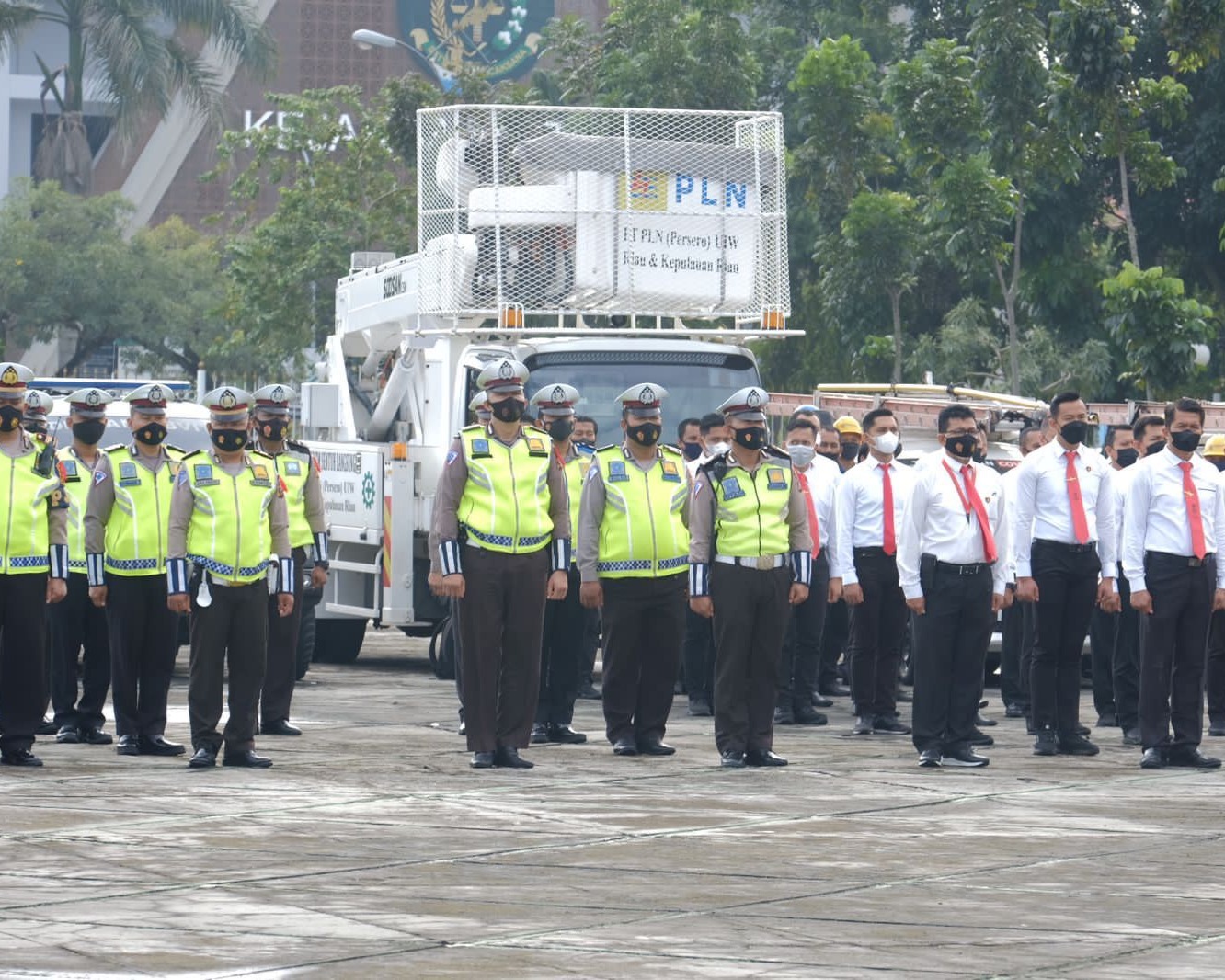 Apel Gelar Pasukan Operasi Lilin Lancang Kuning 2021, Kapolda Riau: Dua Hal Yang Menjadi Atensi Yaitu Pengamanan Nataru dan Pengendalian Covid-19