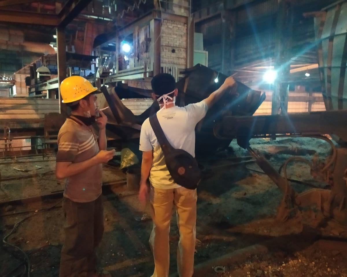 Terjadi Ledakan Tungku Peleburan Besi PT. RPS di Desa Baru Kecamatan Siak Hulu, Empat Orang Karyawan Alami Luka - Luka