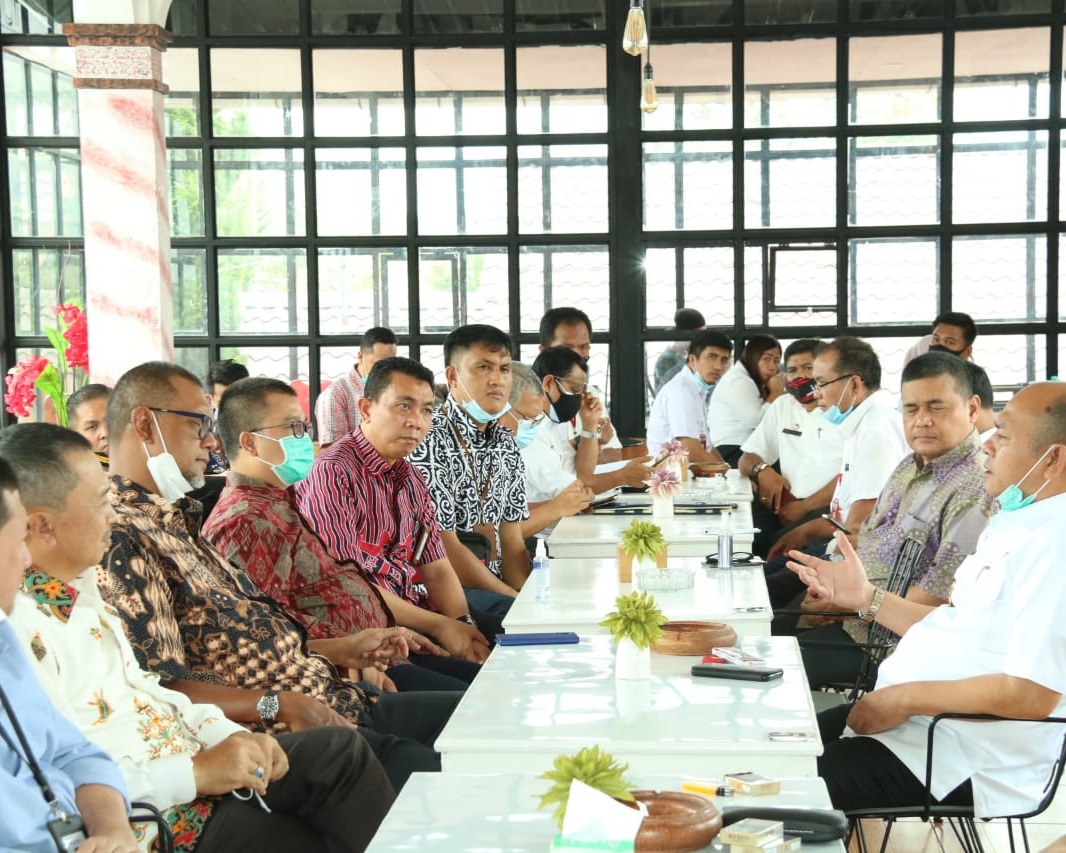 Bupati Taput Diskusi Percepatan Pembangunan Kabupaten Tapanuli Utara Bersama Dirut Bank Sumut