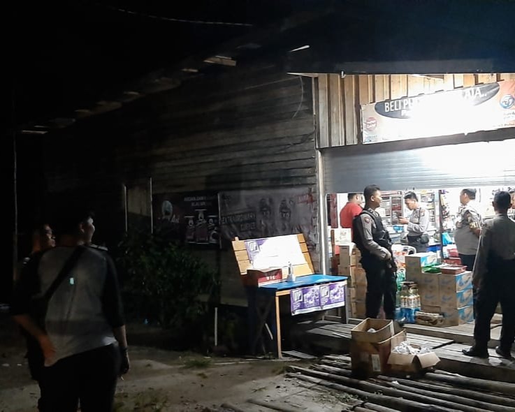 Di Tinggal Beli Obat Ke Apotek, Warung Sembako Miliknya Di Satroni Pencuri di Jalan Rajawali Kota Palangka Raya