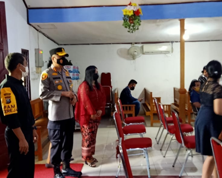 Kapolres Kampar Tinjau Pengamanan Gereja Saat Kegiatan Jumat Agung Jelang Paskah 2021