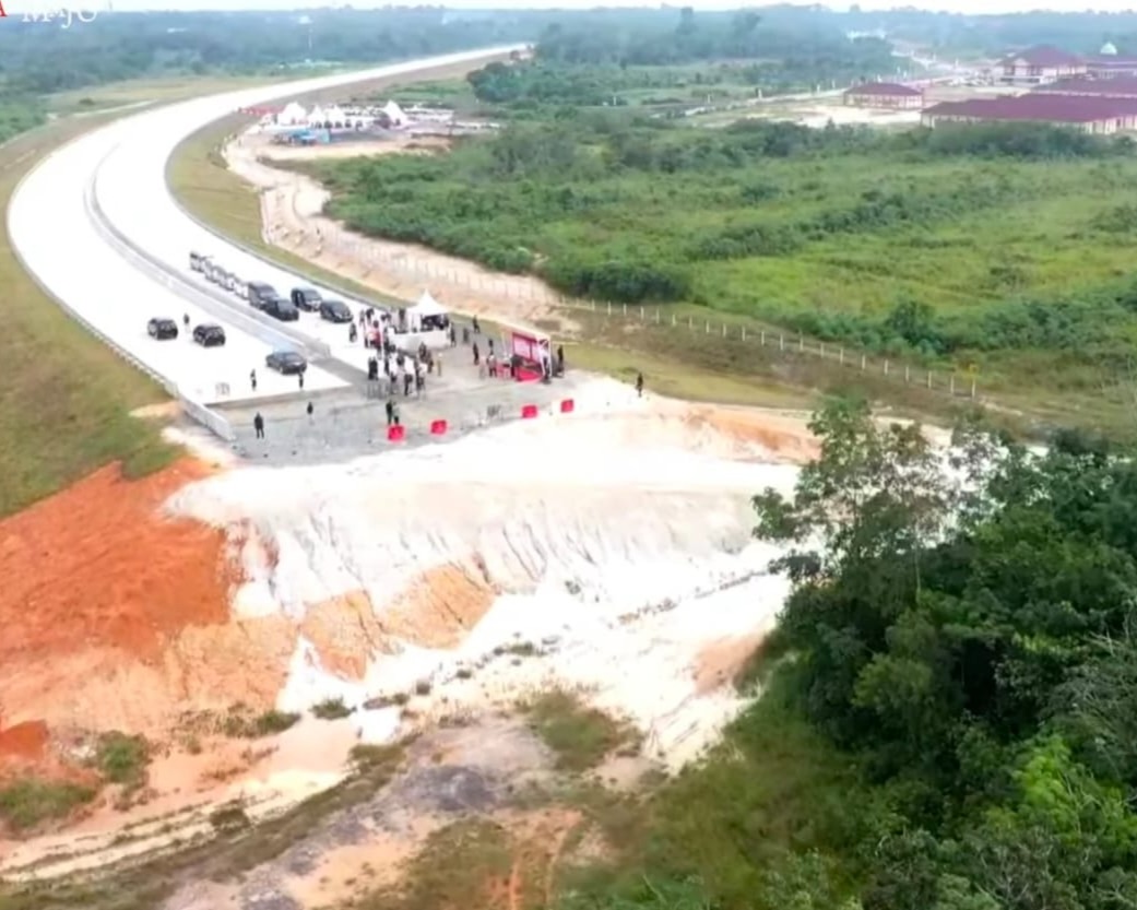 Danlanud RSN Dampingi Gubernur Riau Sambut Kunjungan Kerja Presiden RI