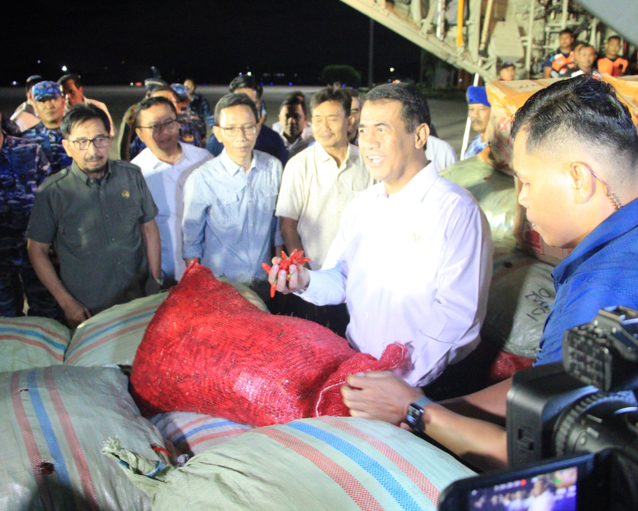 Pangkodau I Turut Mendampingi Mentan, Beli 40 Ton Cabai Bantu Petani Aceh, 15 Ton Kirim Via Hercules