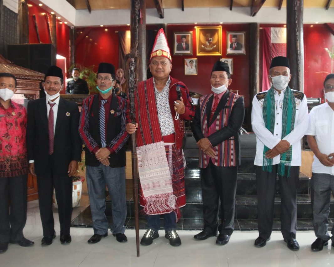 Bupati Taput Sambut Kunker Gubernur Sulut Olly Dondokambey