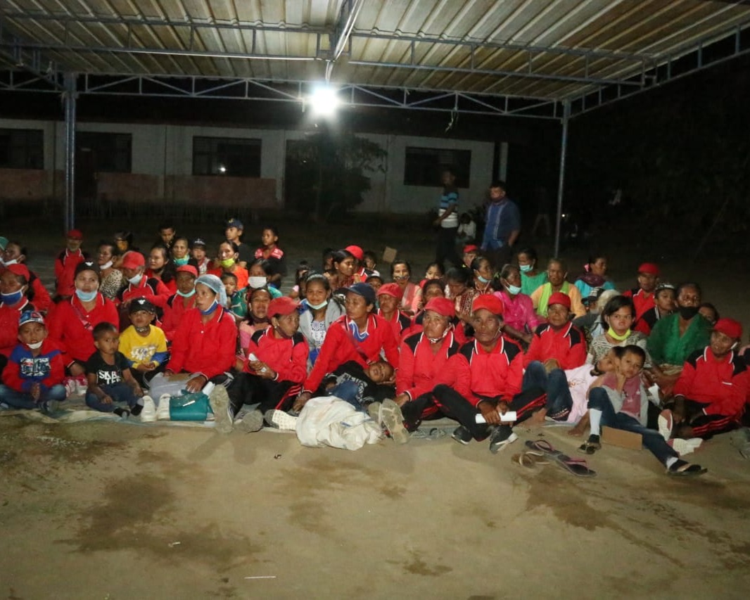 Nginap Bersama di Dusun Batu Mamak, Bupati Taput Duduk Bersama Dengan Masyarakat Untuk Sebuah Kemajuan