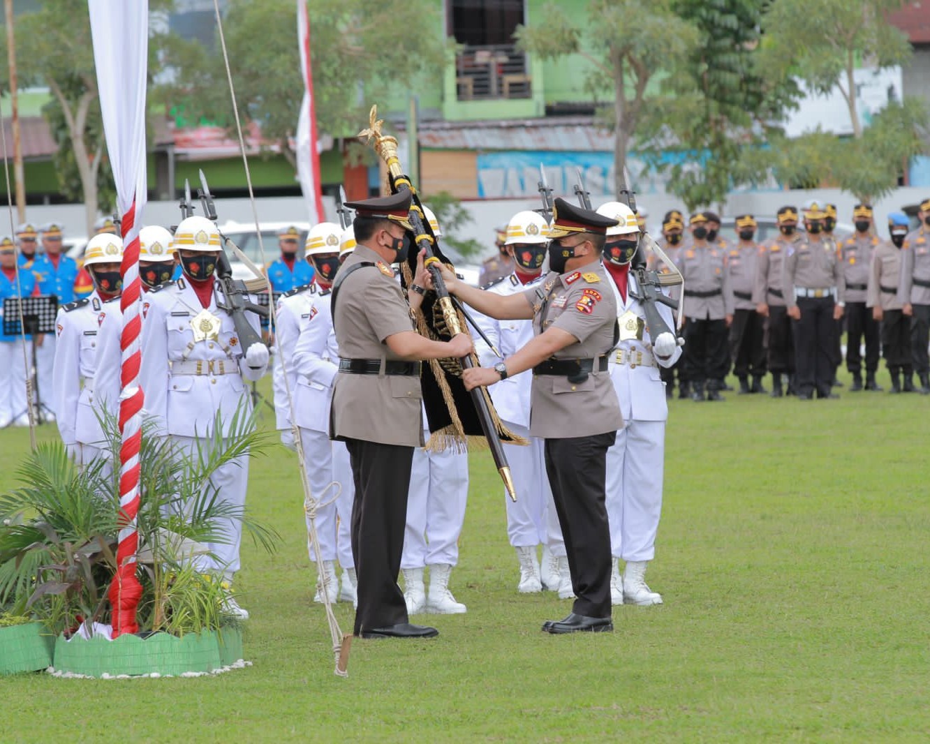 Gelar Upacara Farewell And Welcome Parade Sambut Kapolda Riau Irjen Pol Mohammad Iqbal, SIK, MH