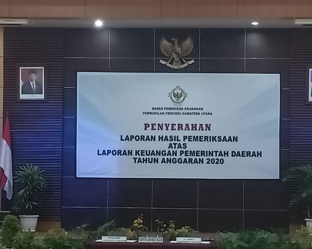 Tujuh Kali Berturut - turut, Bupati Taput Raih Opini WTP