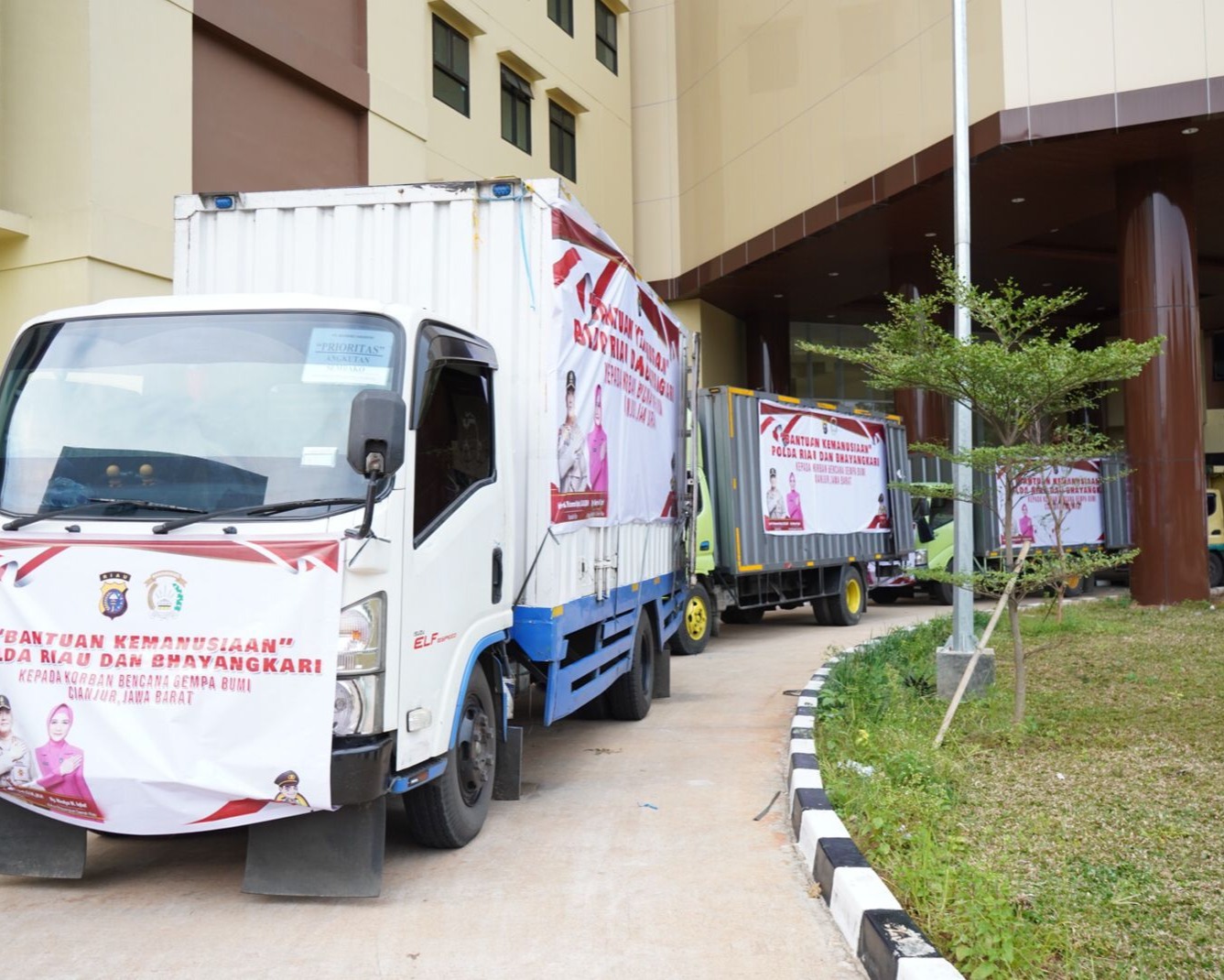 Bantuan Kemanusiaan Polda Riau Untuk Korban Gempa Cianjur Tiba Di Jakarta