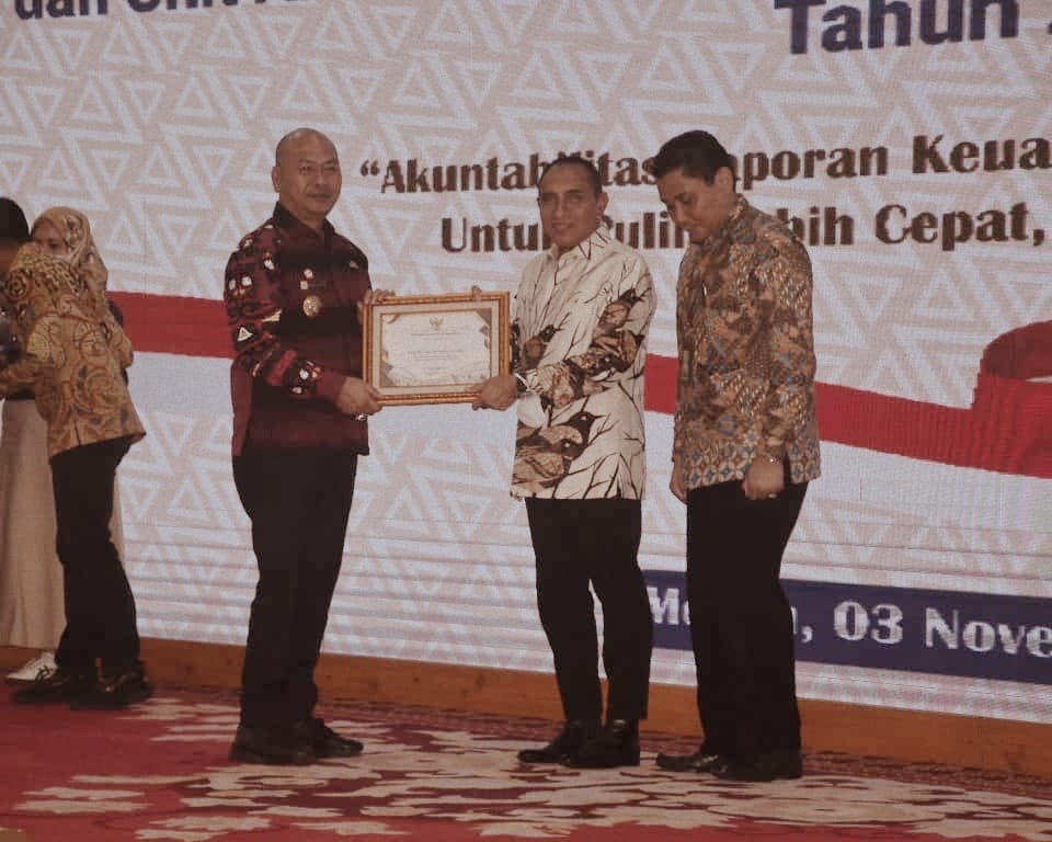 Pertahankan WTP 8 Tahun Berturut - turut, Pemerintah Kabupaten Tapanuli Utara Raih Penghargaan Dari Kemenkeu