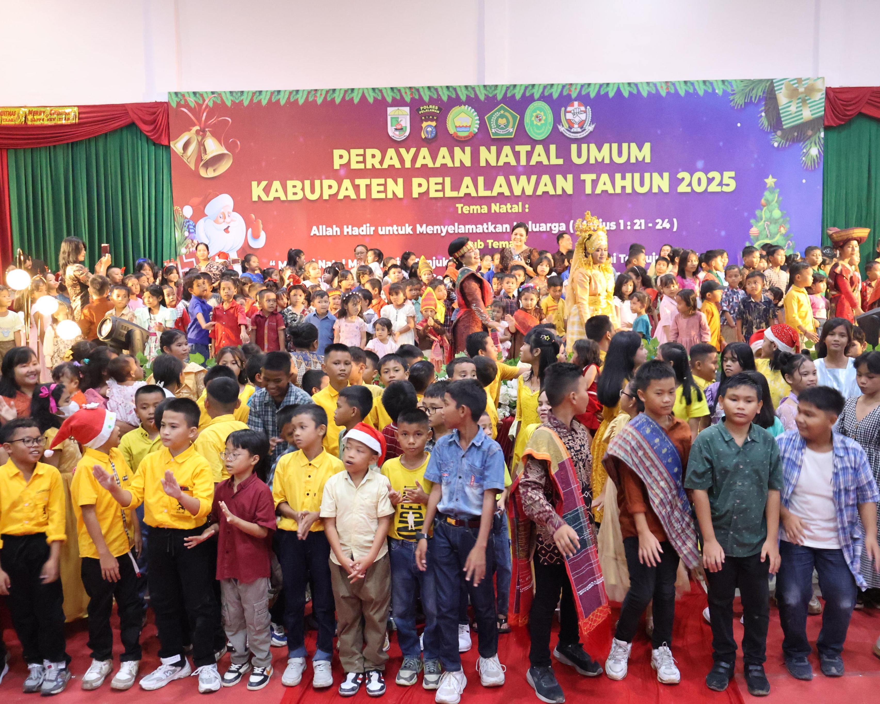 Polres Pelalawan Melaksanakan Perayaan Natal Umum Kabupaten Pelalawan Tahun 2025