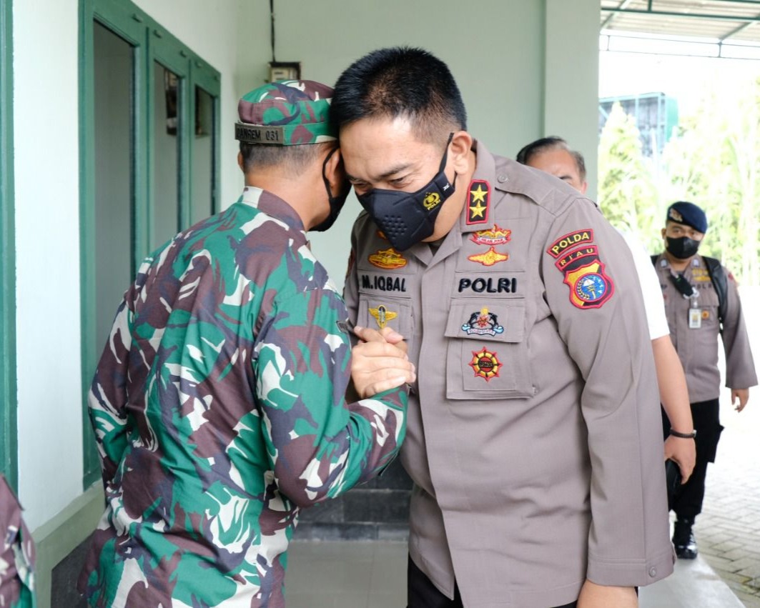 Jalin Sinergitas, Kapolda Riau Irjen Pol M Iqbal Silaturahmi Ke Korem 031/Wirabima