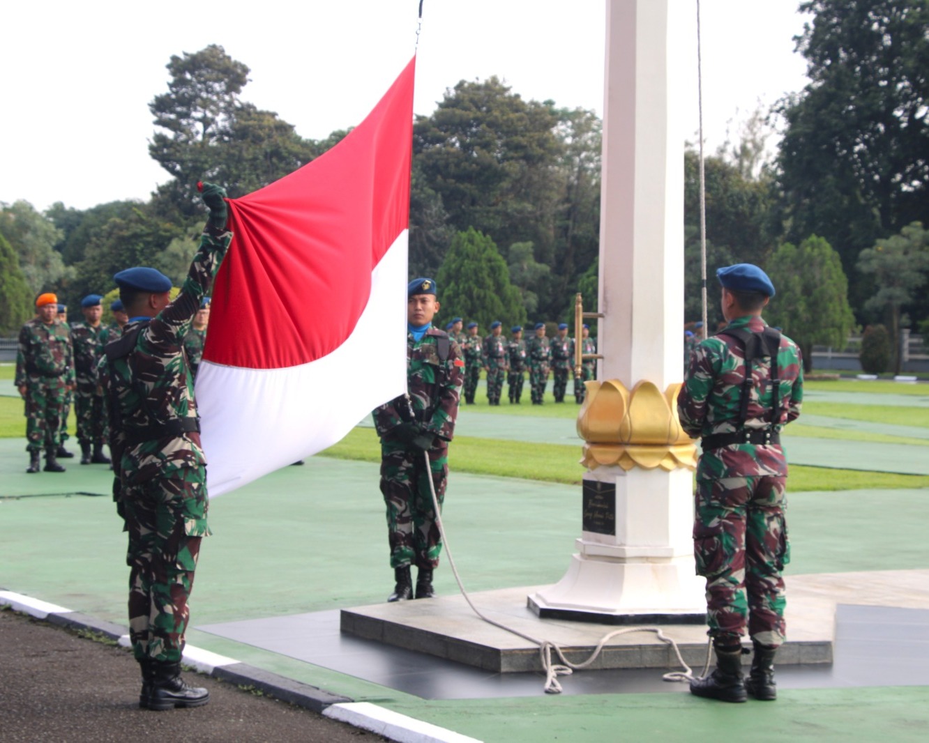 Pimpin Upacara Mingguan, Ini Kata Sahli Bidang SDM Kodau I