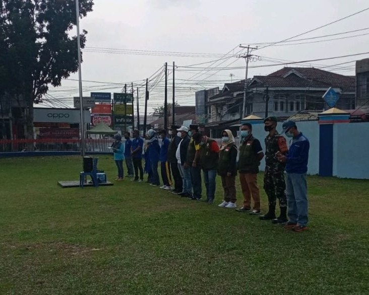 Babinsa Kodim 0301/PBR Hadiri Pelepasan Tim Goro Pekanbaru Bersih