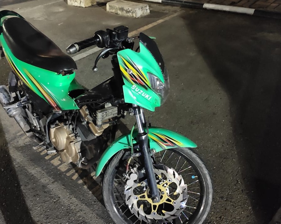 Direktorat Reskrimum Polda Riau Bersama Sat Reskrim Polresta Pekanbaru Berhasil Menangkap Dua Pelaku Curat Dengan Modus Pecah Kaca Mobil