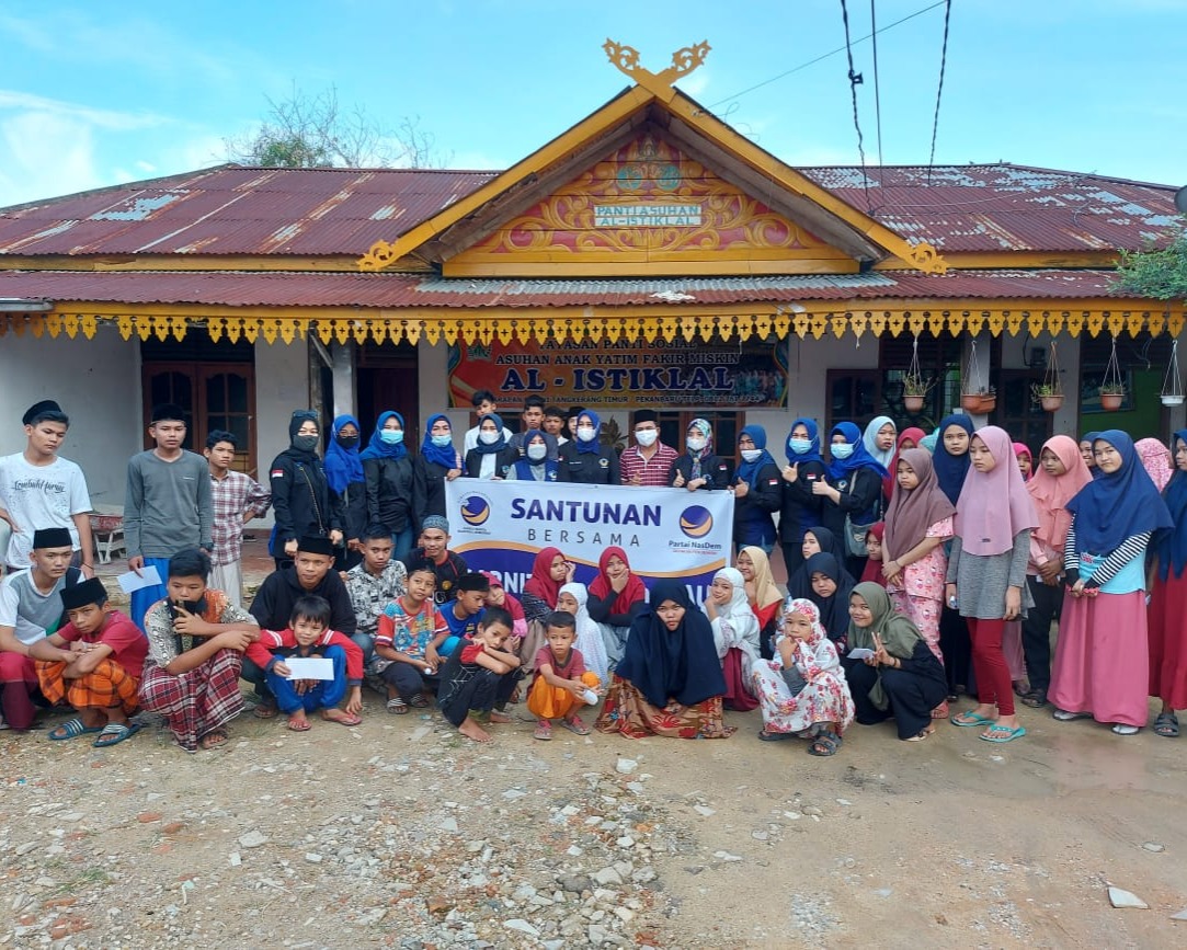 DPW Garnita NasDem Riau Serahkan Santunan di Panti Asuhan Al Istiklal