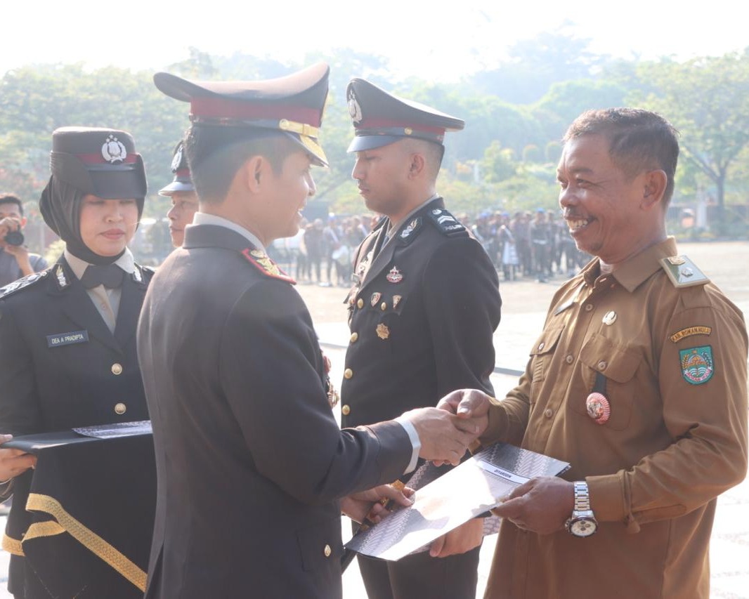 Upacara Hari Bhayangkara Ke-79 Berlangsung Khidmat, Kapolres Rohul Tegaskan Komitmen Polri untuk Masyarakat