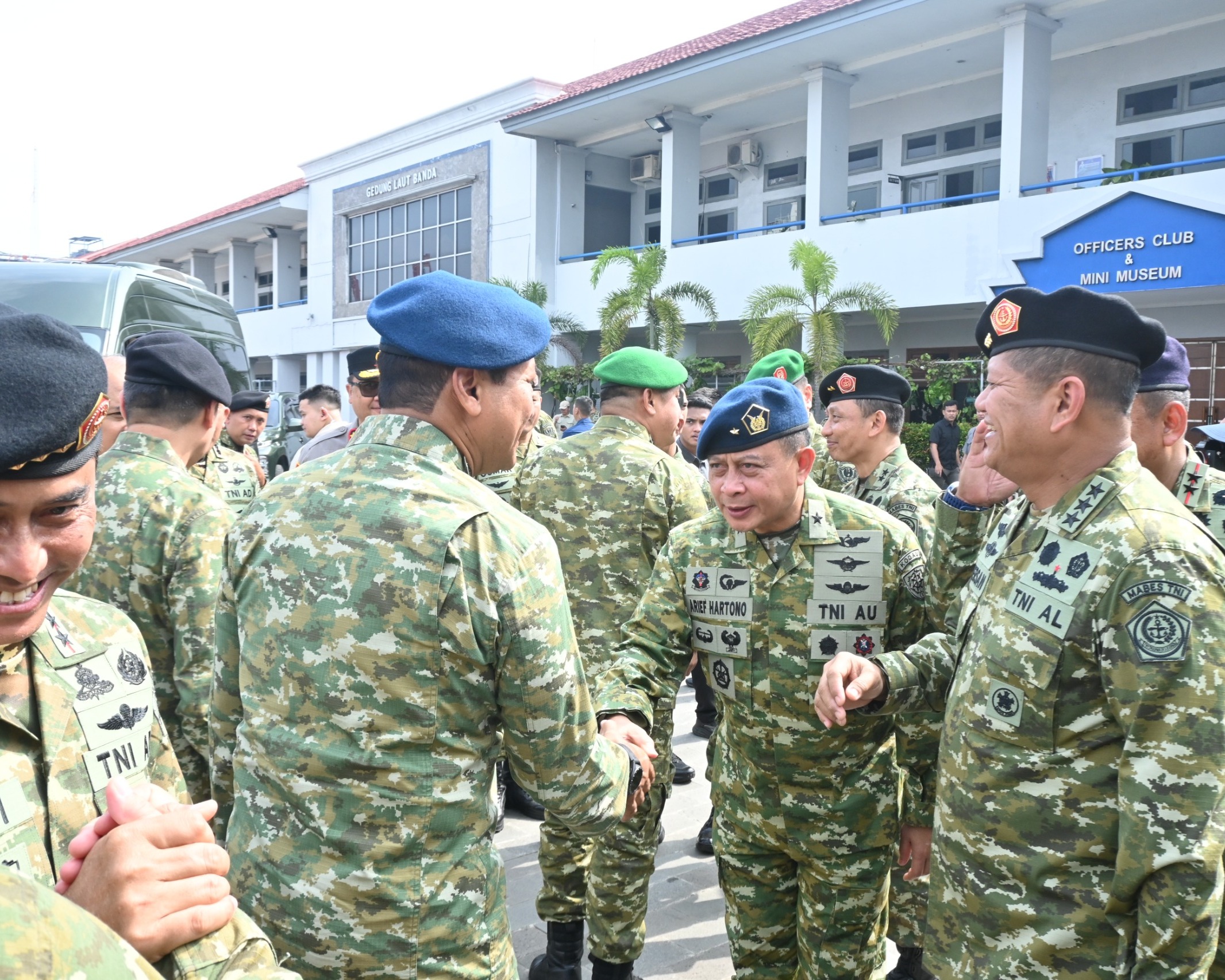 Kas Kodau I Hadiri Upacara Penutupan Latsitardanus XLIV di Kolinlamil