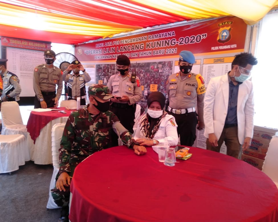 Dandim 0301/PBR Bersama Unsur Forkompinda Pekanbaru Tinjau Pos PAM Natal 2020 dan Tahun Baru 2021