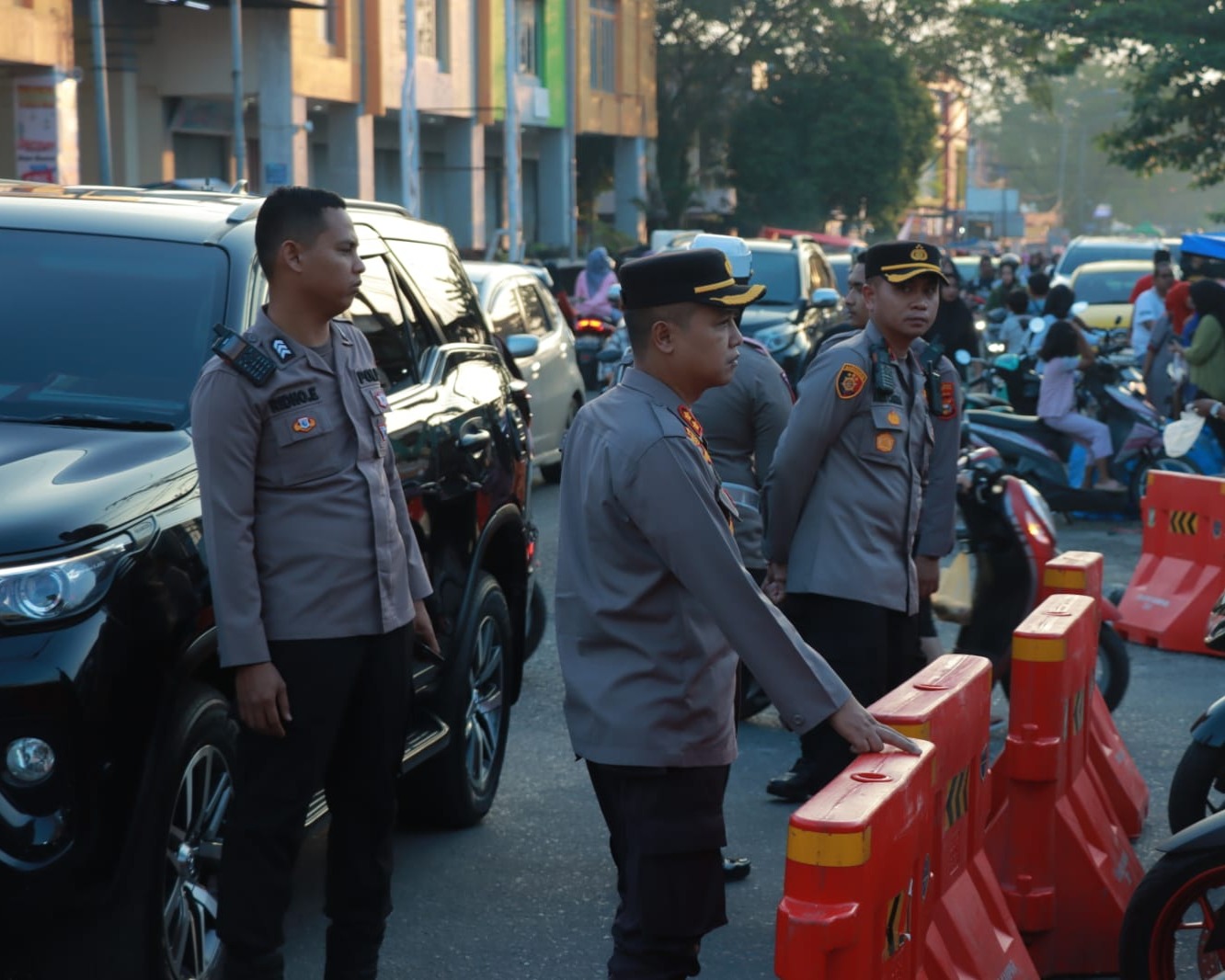 Kapolres Kampar Lakukan Pengamanan Pasar Tumpah Jelang Buka Puasa