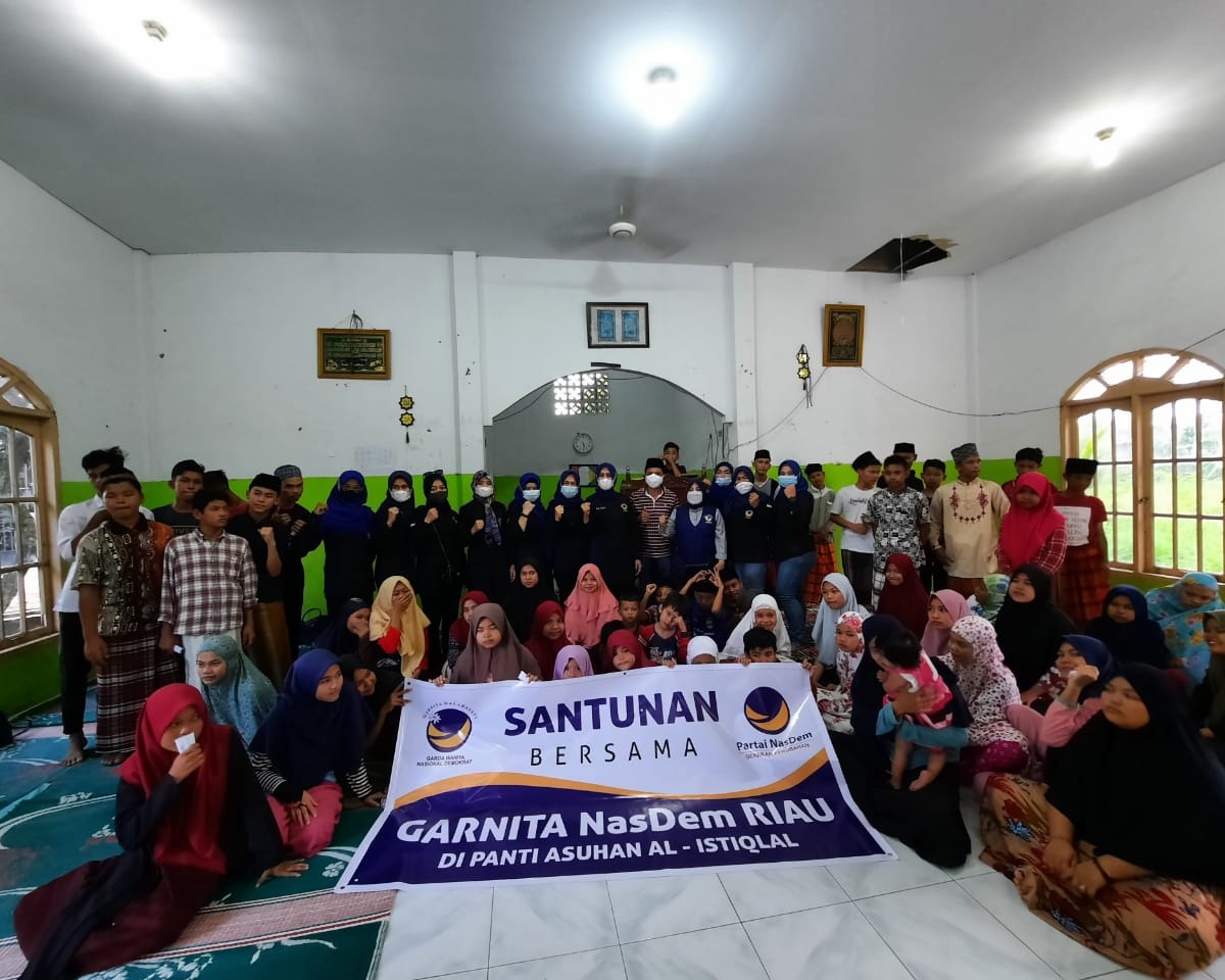 DPW Garnita NasDem Riau Serahkan Santunan di Panti Asuhan Al Istiklal
