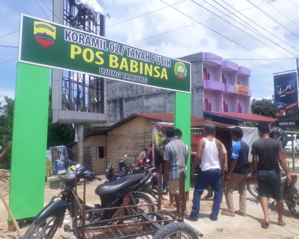 Babinsa Ujung Tanjung Rohil Goro Dengan Warga Untuk Bina Silaturahmi