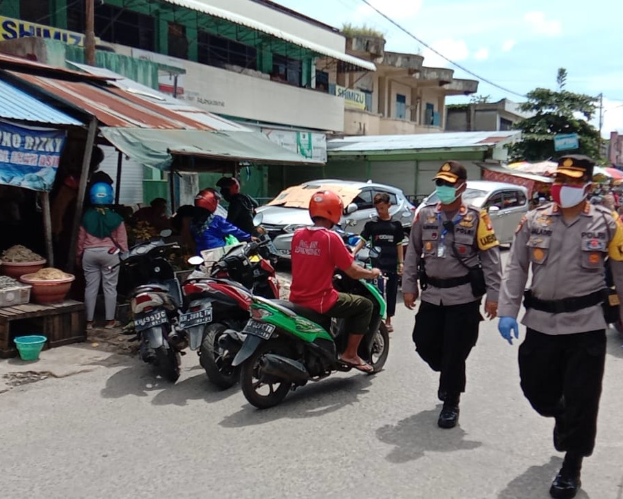 Tim Gugus Tugas Covid-19 Bersama Kapolres Kota Palangka Raya Pemeriksaan Cepat Gelar Rapid Tes Di Pasar Besar
