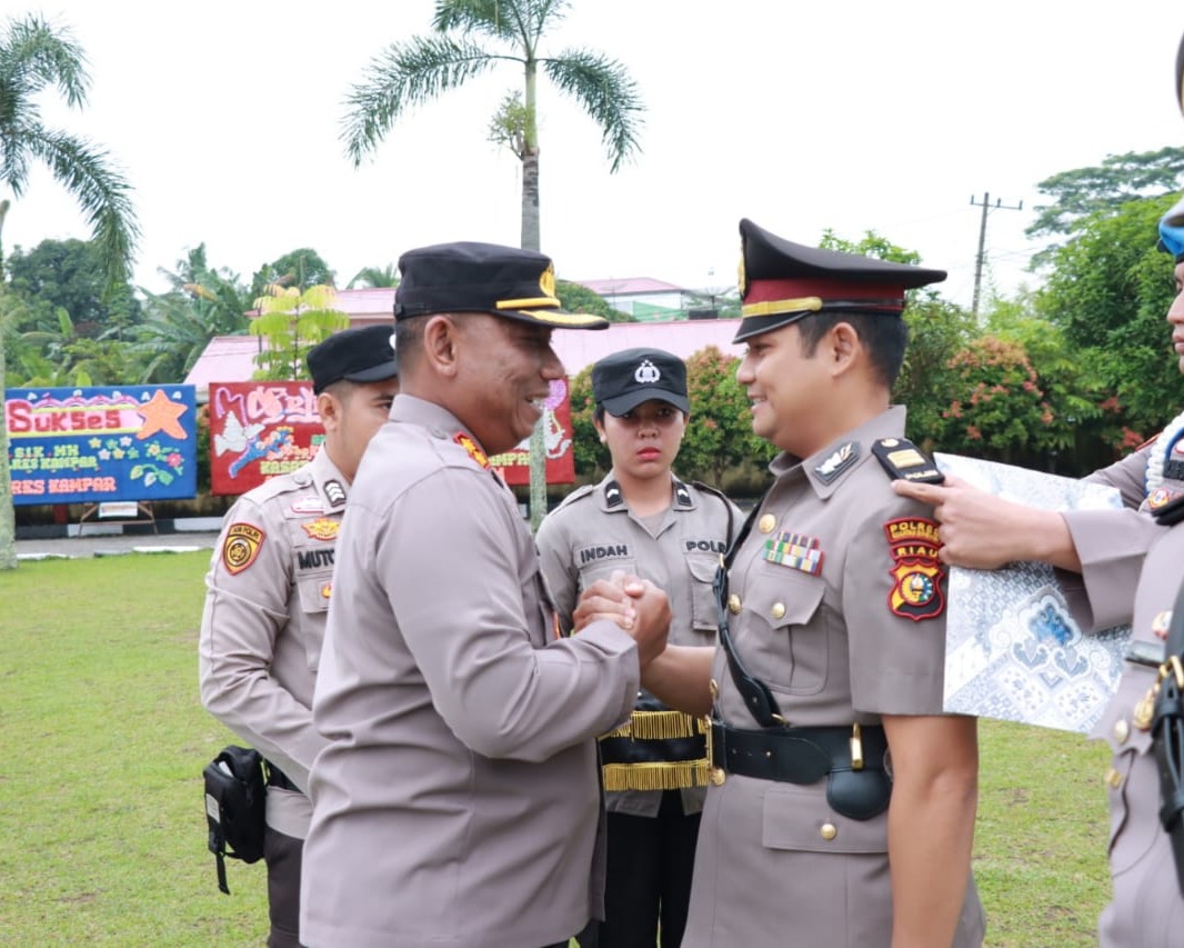 Kapolres Kampar Pimpin Langsung Sertijab Kasat Reskrim