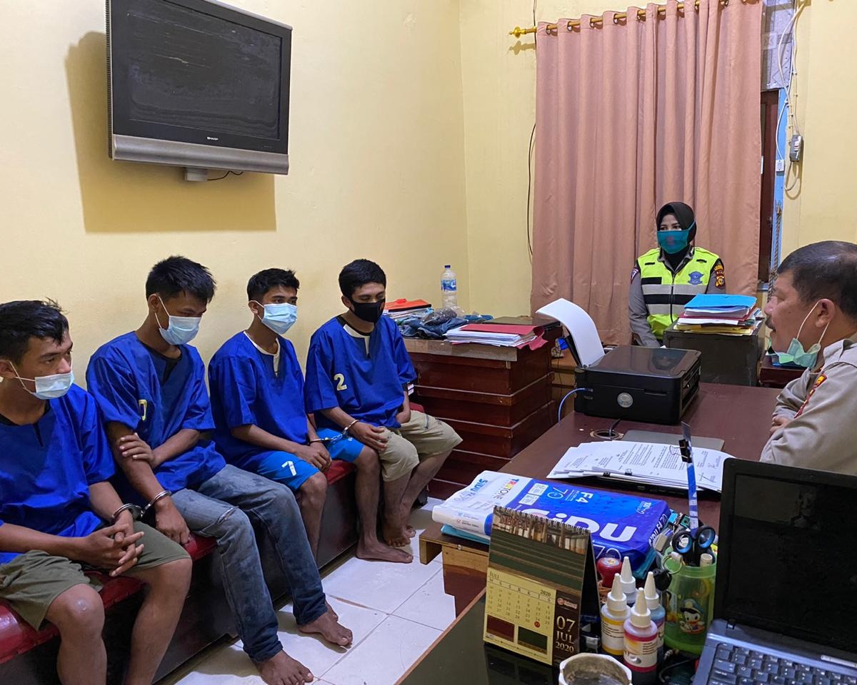Empat Pelaku Aksi Jambret Diamankan Polsek Tenayan Raya