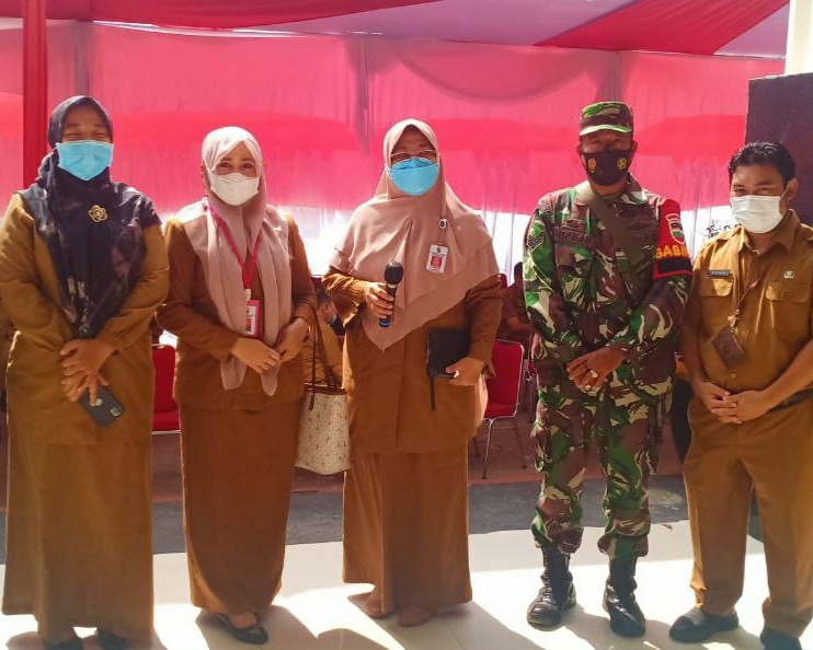 Babinsa Kodim 0301/PBR Monitor Kegiatan Vaksinasi Covid-19 di Perkantoran Wali Kota Pekanbaru