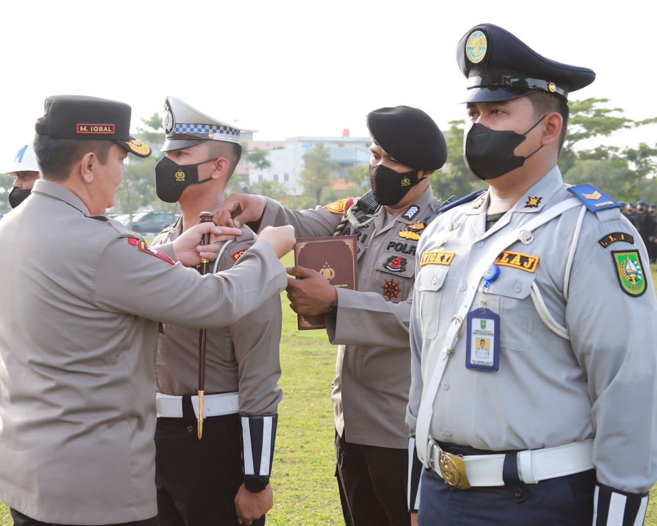 Kapolda Riau Pimpin Apel Gelar Pasukan Operasi Zebra Lancang Kuning 2022, 'Tertib Berlalu Lintas Guna Mewujudkan Kamseltibcarlantas Yang Presisi'