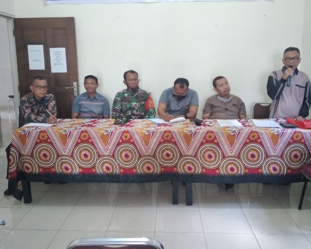 Tingkatkan Kerjasama Lintas Sektoral, Babinsa Kodim 0301/PBR Hadiri Rapat Koordinasi