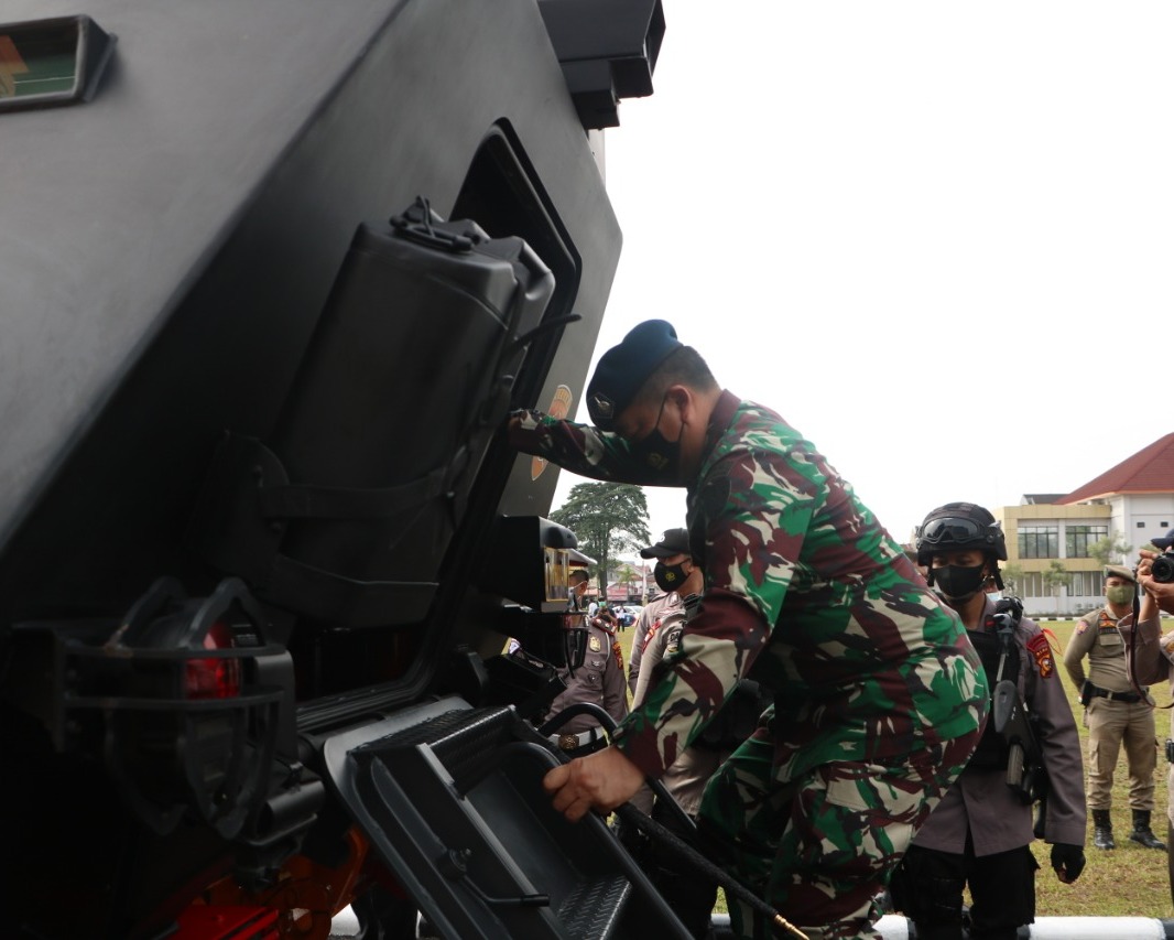 Danlanud RSN Hadiri Gelar Pasukan Jelang Perayaan Hari Natal 2020 dan Tahun Baru 2021