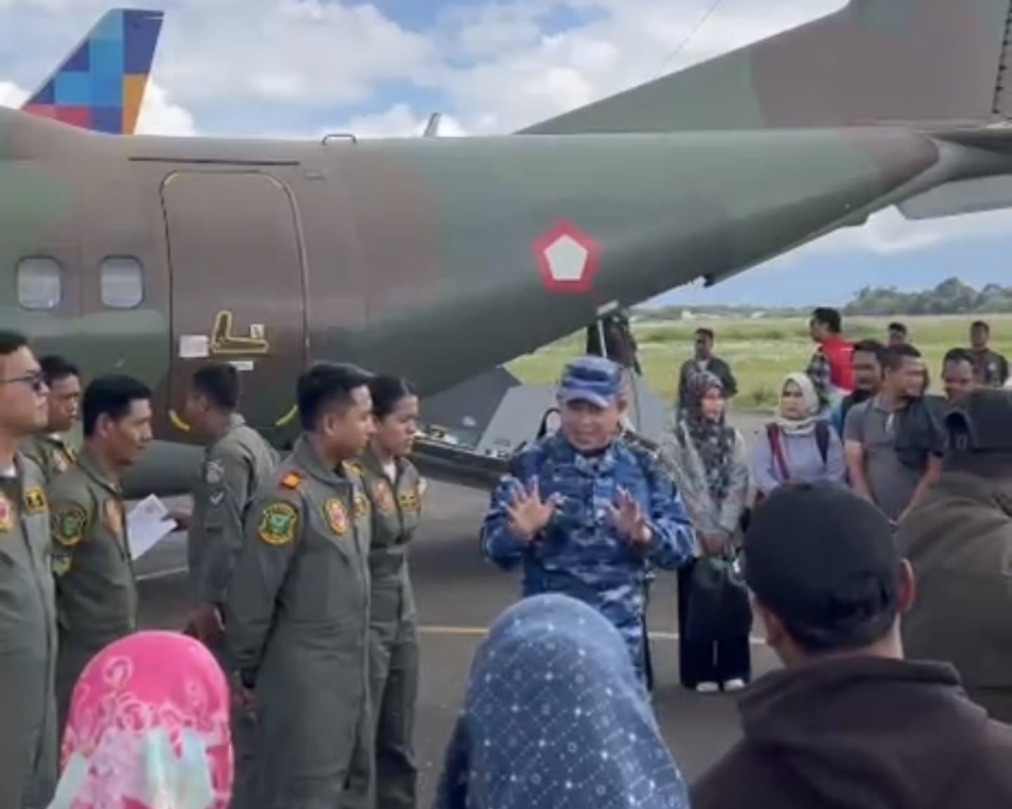 Kaskodau I Tinjau Bandara Rembele Dan Posko Terpadu BNPB Di Lanud SIM