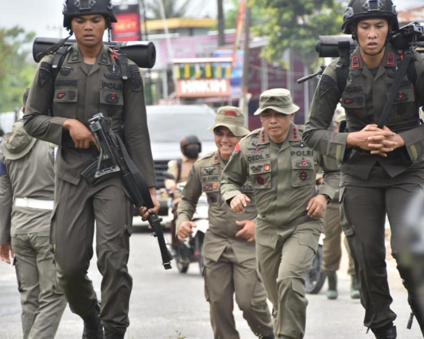Sambut HUT Korps Brimob Polri Ke-76, Dansat Brimob Polda Riau Buka Langsung Lomba Cross Country Antar Batalyon
