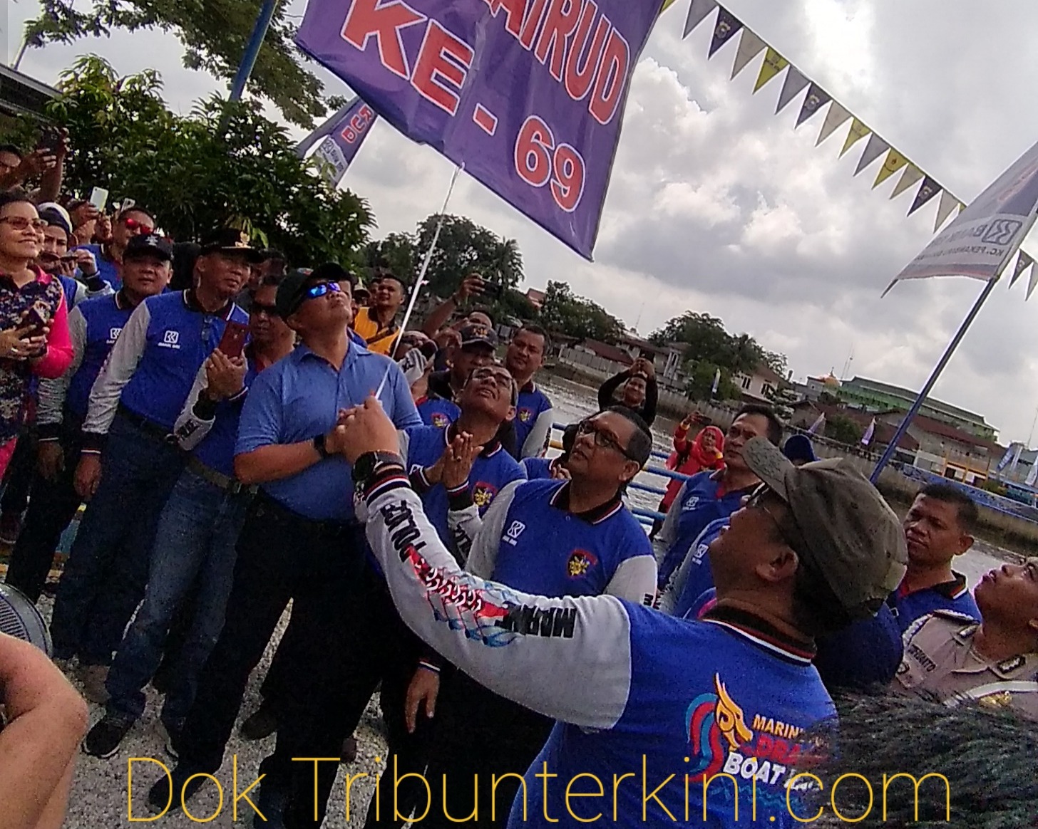 Dalam Memeriahkan HUT Polairud Ke 69, Kapolda Membuka Festival Dragon Boat Piala Kapolda Riau Cup 2019